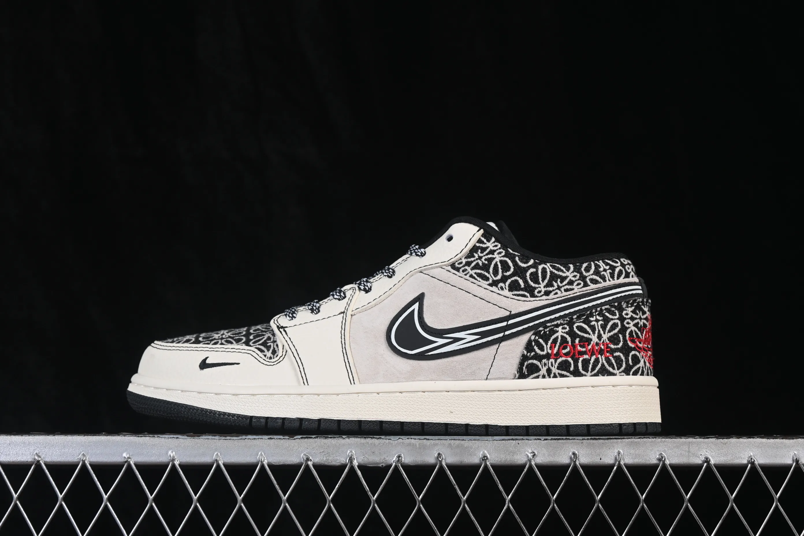 All categories Air Jordan Jordan series basketball shoes Air Jordan 1 Low High-end customized low-top sneakers Air Jordan 1 Low AJ1 Joe 1 joint model High-end customized low-top retro basketball shoes LL8888-004